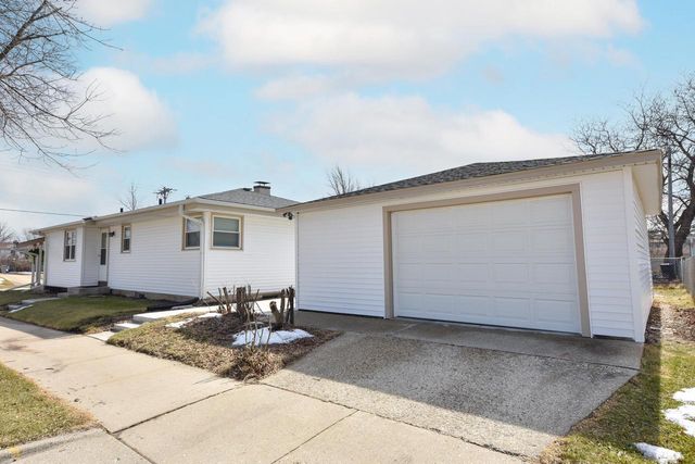 4859 N 105th STREET, Milwaukee, WI 53225