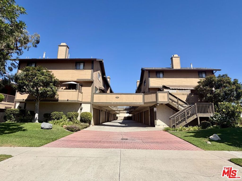 1465 W 179th Street 13, Gardena, CA 90248 — photo 2
