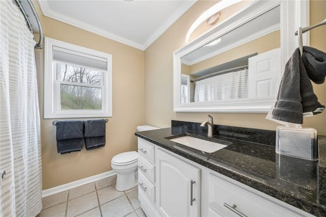 1395 Peterson Dr, Jefferson Hills, PA 15025