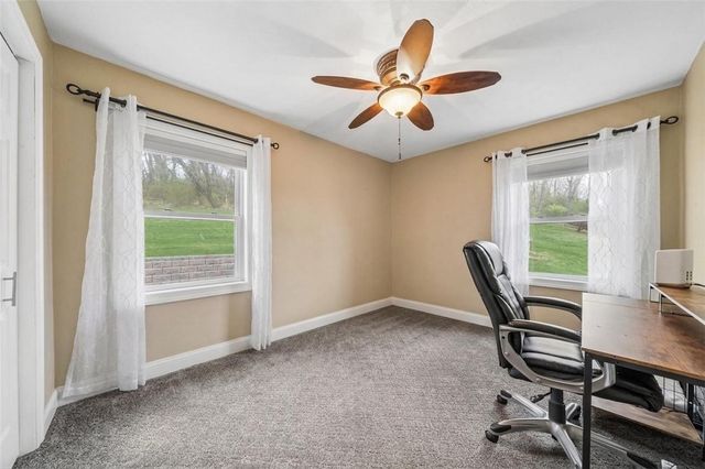 1395 Peterson Dr, Jefferson Hills, PA 15025