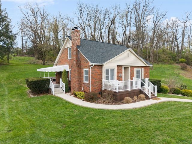 1395 Peterson Dr, Jefferson Hills, PA 15025