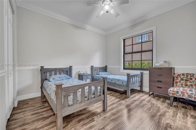 3950 W Hibiscus St, Weston, FL 33332