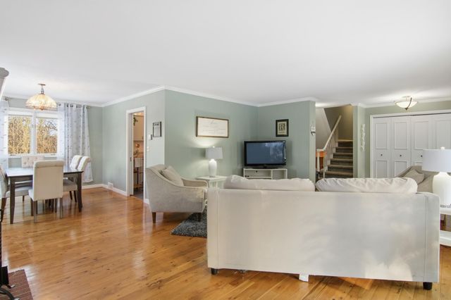 4304 Tamara Drive, Eau Claire, WI 54701