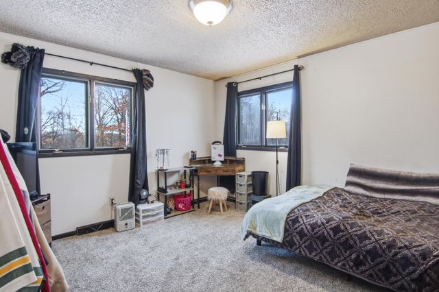 4304 Tamara Drive, Eau Claire, WI 54701