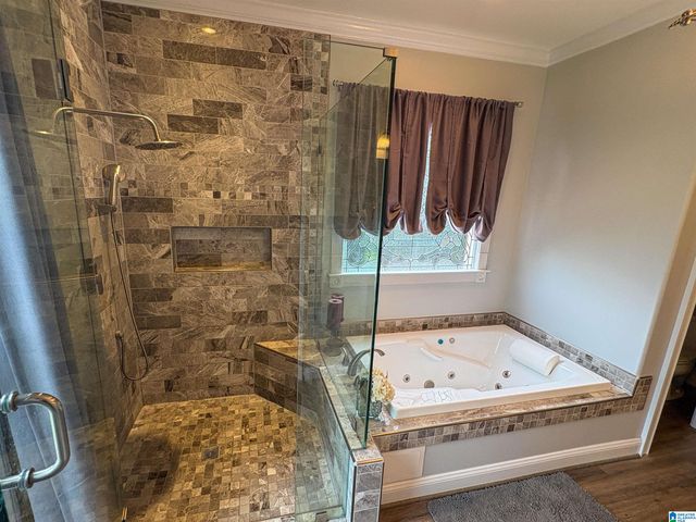 1033 SANDHURST CIRCLE, Birmingham, AL 35242