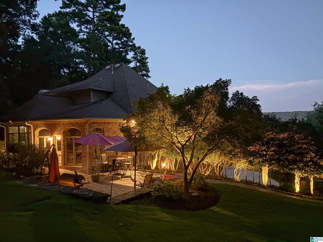 1033 SANDHURST CIRCLE, Birmingham, AL 35242