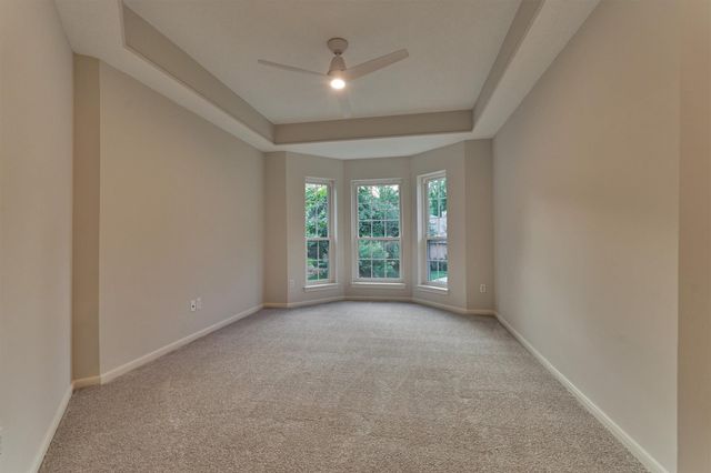 62 N Turtle Rock Court, The Woodlands, TX 77381