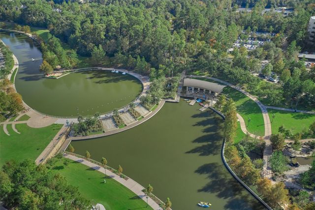 62 N Turtle Rock Court, The Woodlands, TX 77381