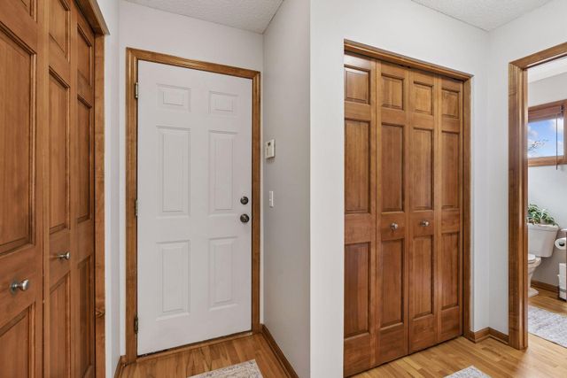 8060 Turtle Creek Boulevard, Minnetrista, MN 55375