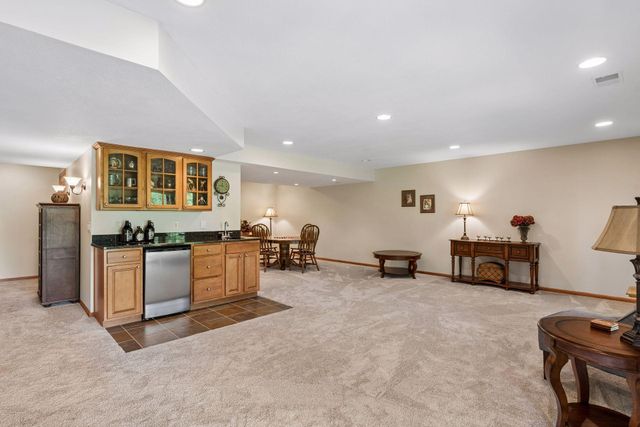 8060 Turtle Creek Boulevard, Minnetrista, MN 55375