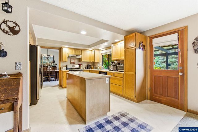 1987 Cunningham Ln S, Salem, OR 97302