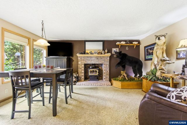 1987 Cunningham Ln S, Salem, OR 97302