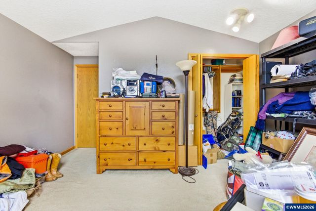 1987 Cunningham Ln S, Salem, OR 97302