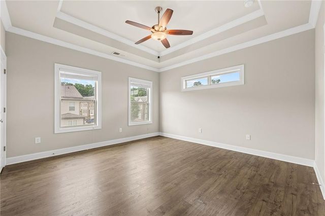 1098 Township Square, Alpharetta, GA 30022
