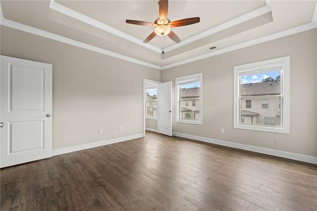 1098 Township Square, Alpharetta, GA 30022