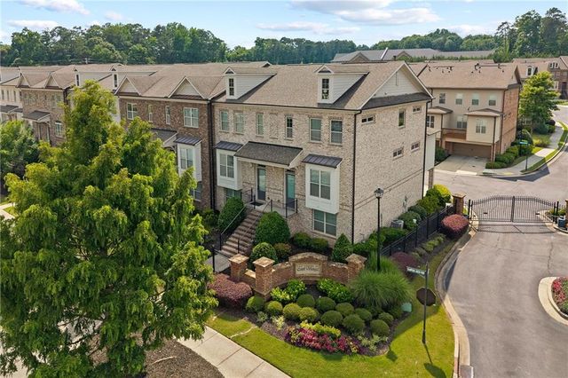 1098 Township Square, Alpharetta, GA 30022