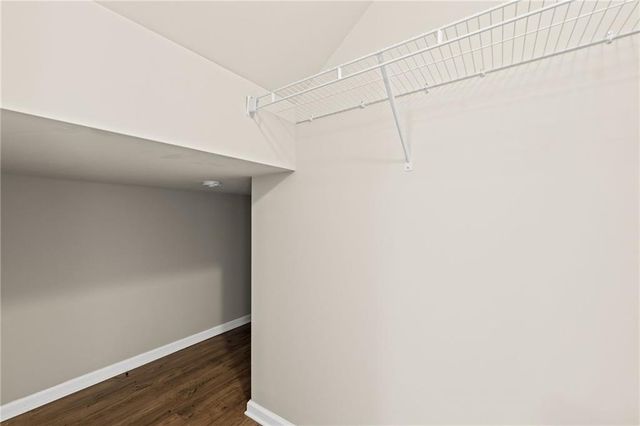 1098 Township Square, Alpharetta, GA 30022