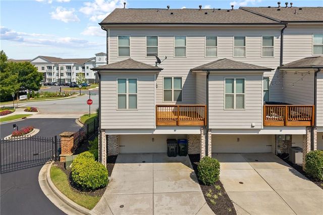 1098 Township Square, Alpharetta, GA 30022