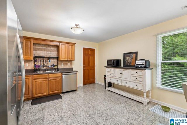 1111 POPLAR CIRCLE, Moody, AL 35004