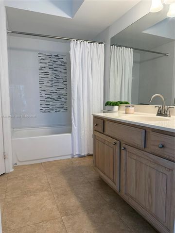 1280 S Alhambra Circle 1413, Coral Gables, FL 33146