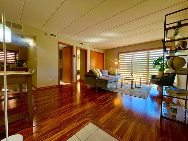 10620 S CENTRAL Avenue 1A, Chicago Ridge, IL 60415