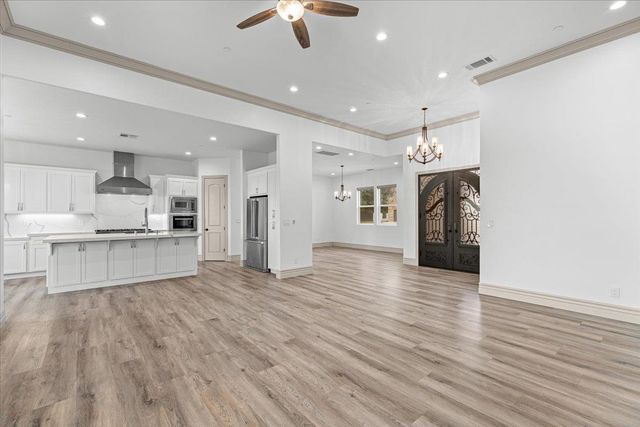 2252 Oak Creek Dr, Copperopolis, CA 95228