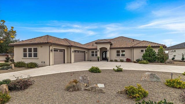2252 Oak Creek Dr, Copperopolis, CA 95228