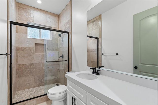 2252 Oak Creek Dr, Copperopolis, CA 95228