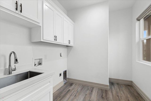 2252 Oak Creek Dr, Copperopolis, CA 95228