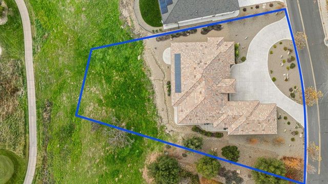 2252 Oak Creek Dr, Copperopolis, CA 95228