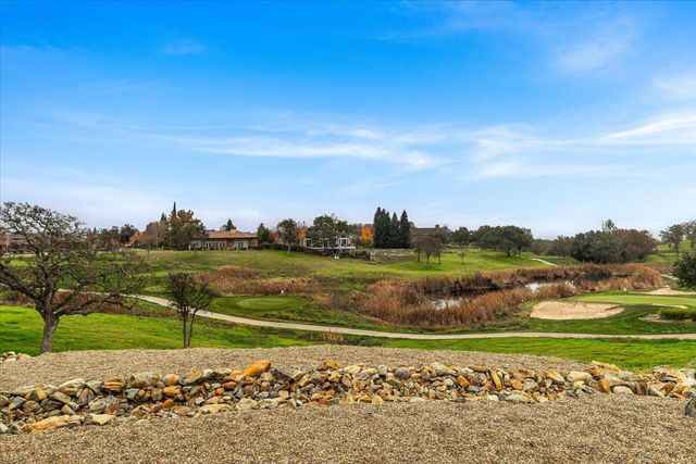 2252 Oak Creek Dr, Copperopolis, CA 95228