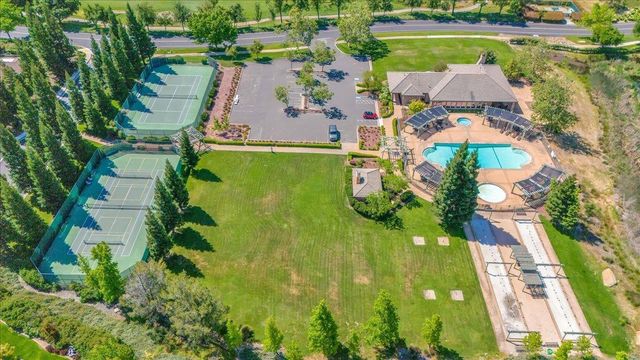 2252 Oak Creek Dr, Copperopolis, CA 95228