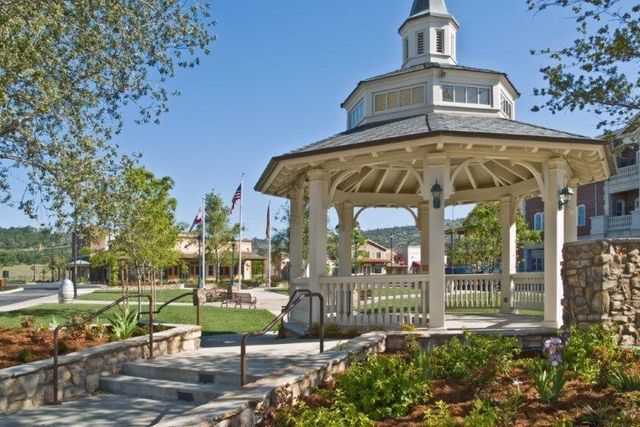 2252 Oak Creek Dr, Copperopolis, CA 95228