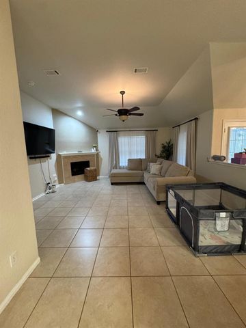 7703 Omaha Drive, Baytown, TX 77521