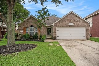 7703 Omaha Drive, Baytown, TX 77521