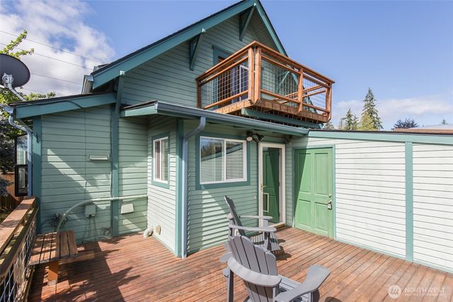 221 W 15th Street, Port Angeles, WA 98362