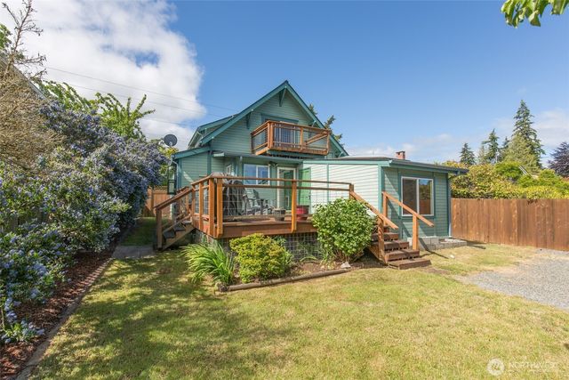 221 W 15th Street, Port Angeles, WA 98362