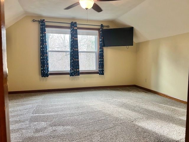 4 Birchwood Drive, Blue Grass, IA 52726