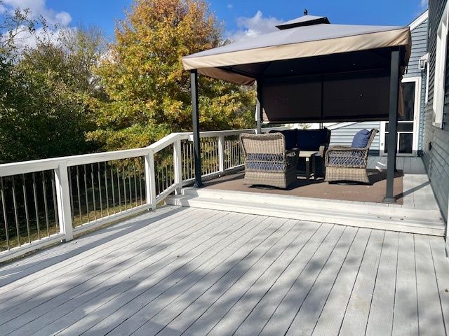 4 Birchwood Drive, Blue Grass, IA 52726