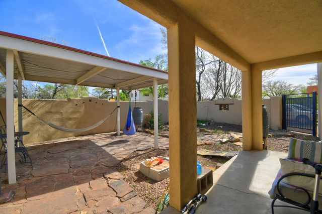1023 Quincy Street SE, Albuquerque, NM 87108