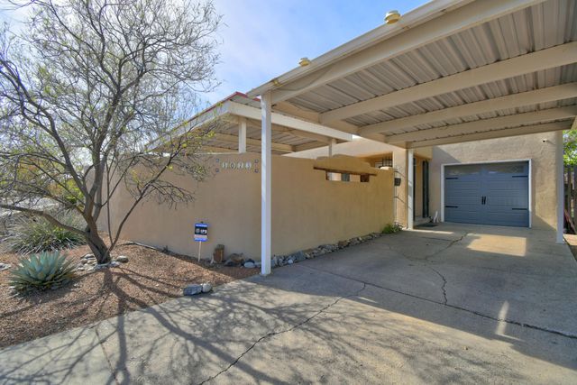 1023 Quincy Street SE, Albuquerque, NM 87108