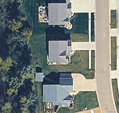 3069 Oxford Lane, Flushing, MI 48433