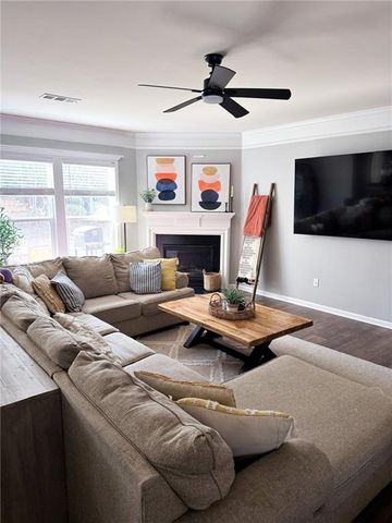 3560 Graham SW Way, Lilburn, GA 30047