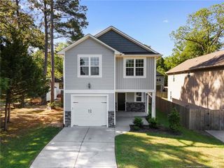 915 Carolina Avenue, Fayetteville, NC 28301