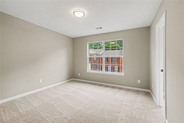 402 Heritage Park Trace NW 21, Kennesaw, GA 30144