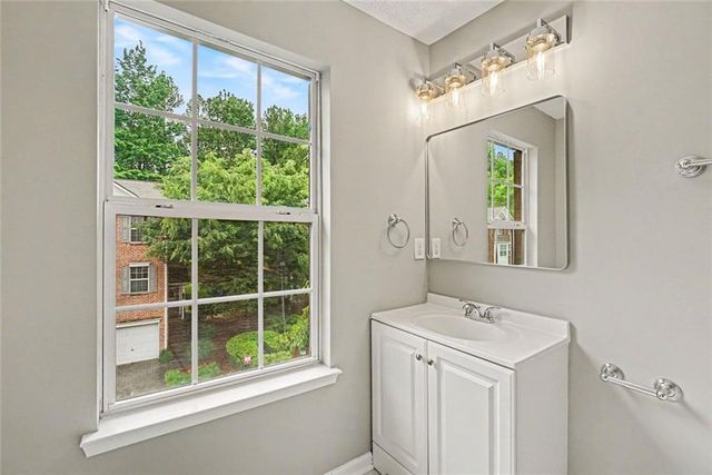 402 Heritage Park Trace NW 21, Kennesaw, GA 30144