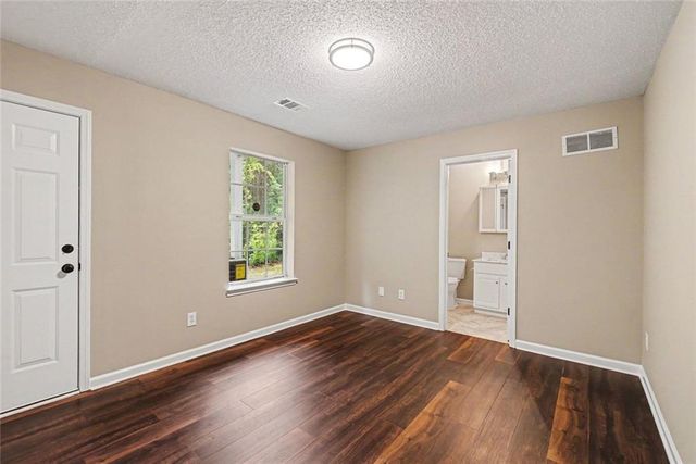 402 Heritage Park Trace NW 21, Kennesaw, GA 30144