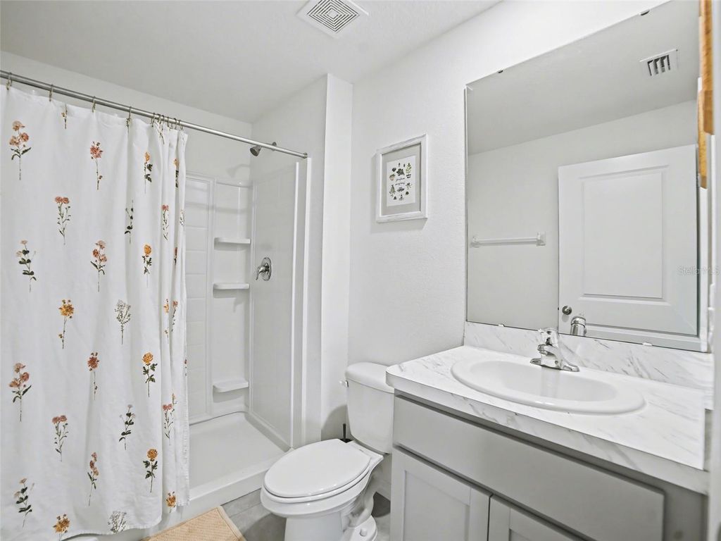 Image 15 of property listing at 11454 STONE PINE STREET, Riverview, FL 33569