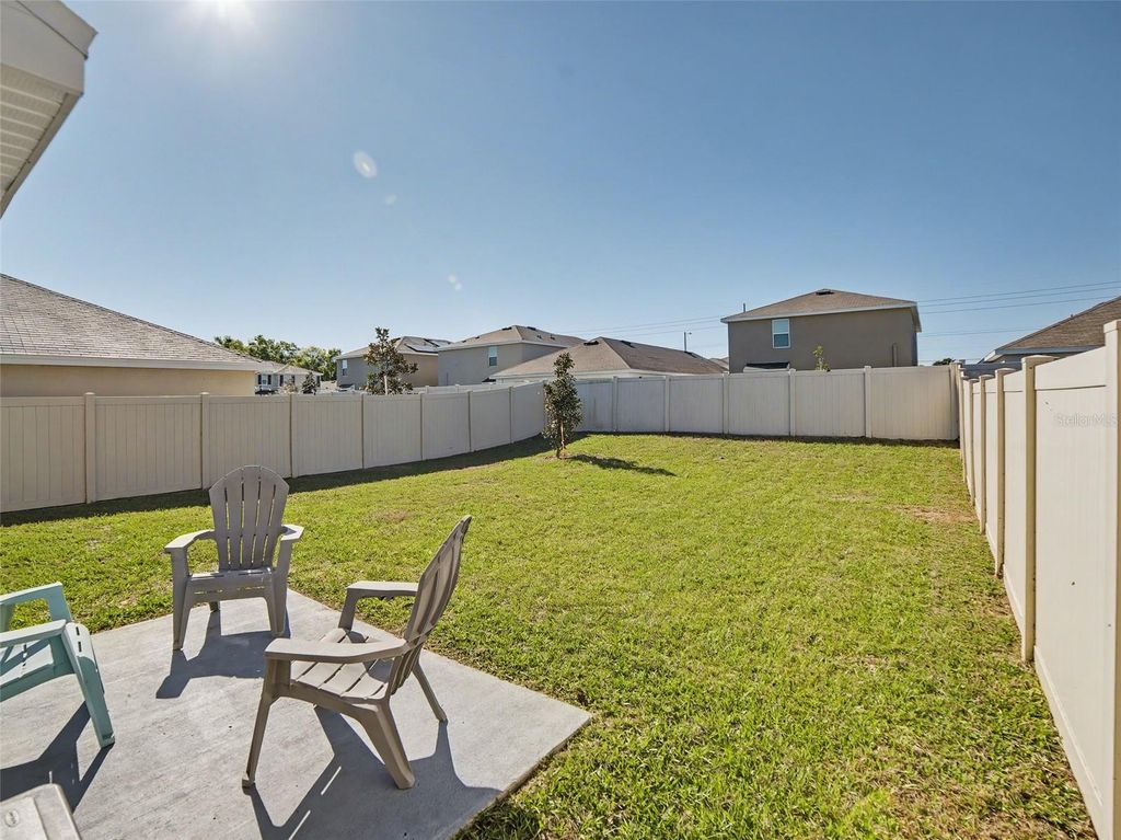 Image 27 of property listing at 11454 STONE PINE STREET, Riverview, FL 33569