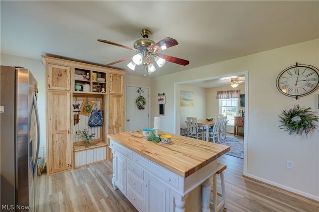 6008 Conneaut Light Drive, Vermilion, OH 44089